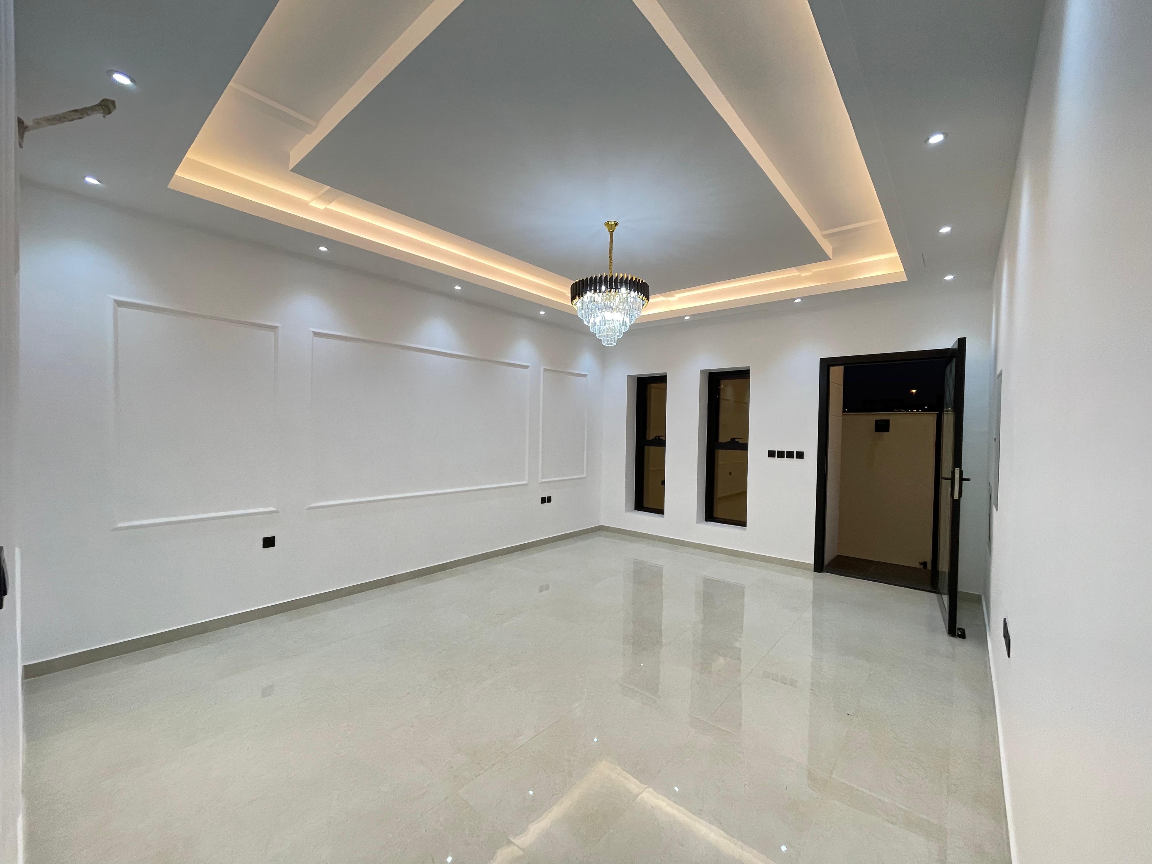 Al Hellio 2, Prime Location Residential luxury executive ready villa for sale in Attractive price