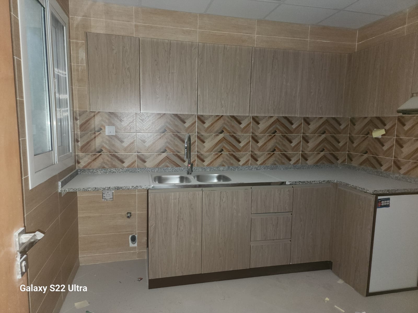 AMAZING APARTMENT AVAILABLE IN GULF TOWER! pay 189,667 NOW and get the keys .