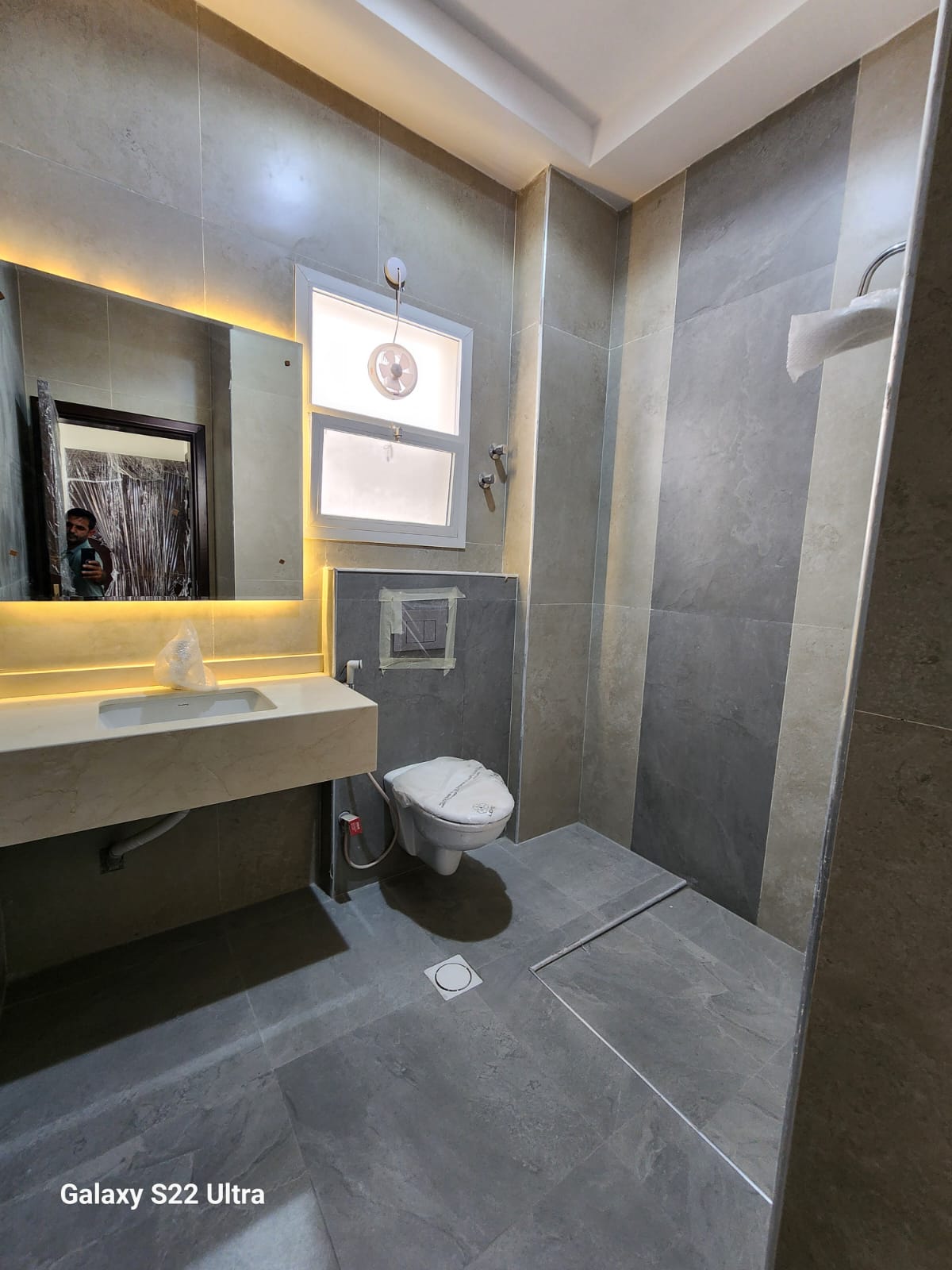 Al Yasmeen the Luxurious Design 2 villas for sale together 5 Bedroom