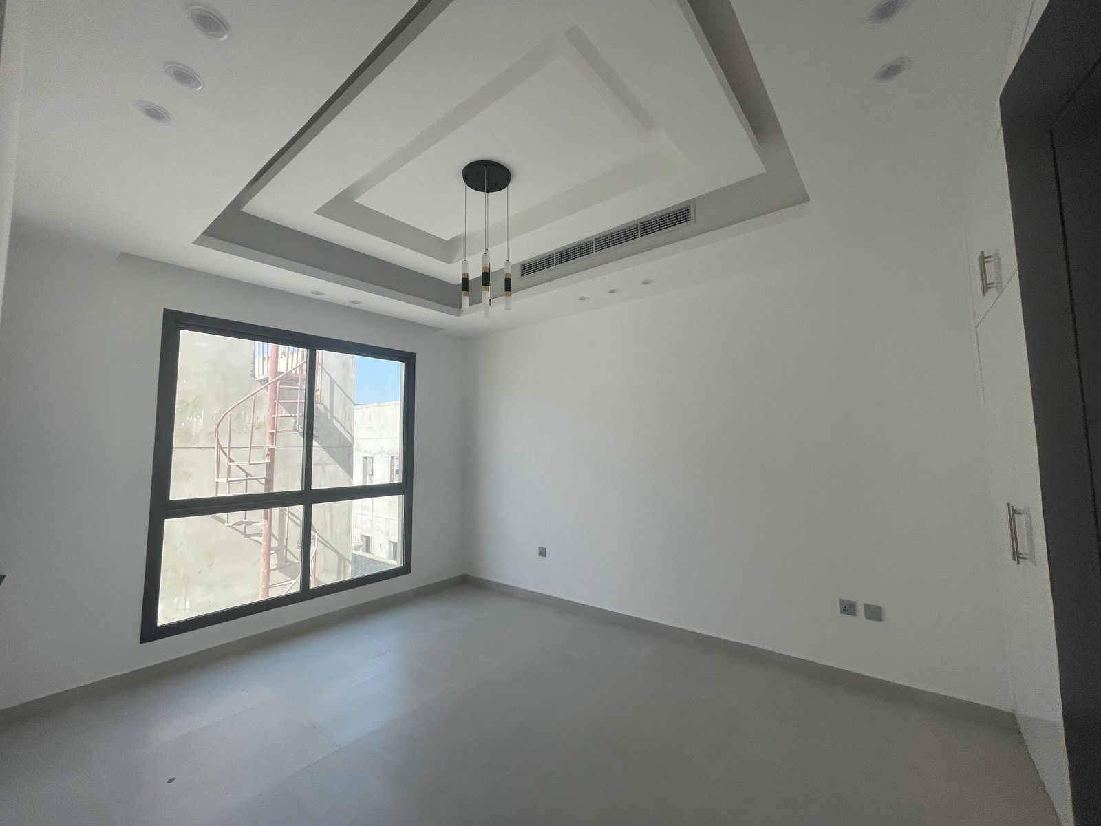 The Brand New Ready Luxurious Design Central AC villa ready to move in Al Zahya Ajman for rent near E 311.