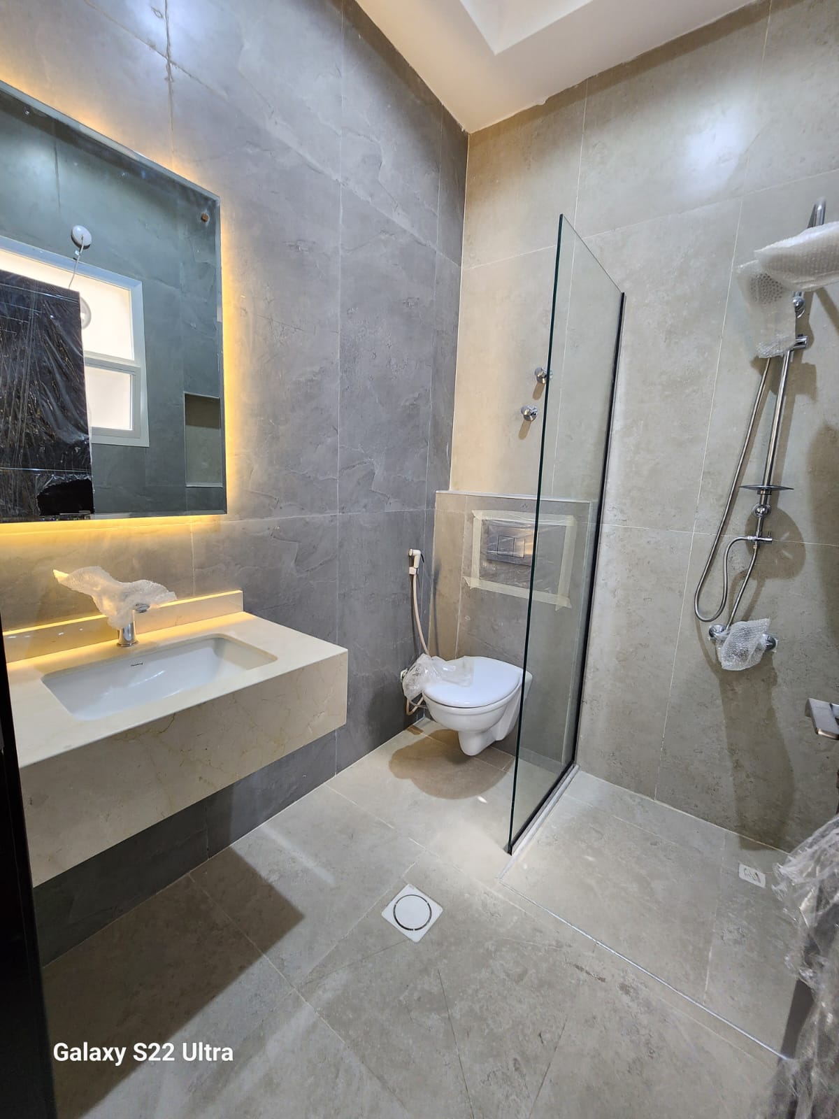 Al Yasmeen the Luxurious Design 2 villas for sale together 5 Bedroom