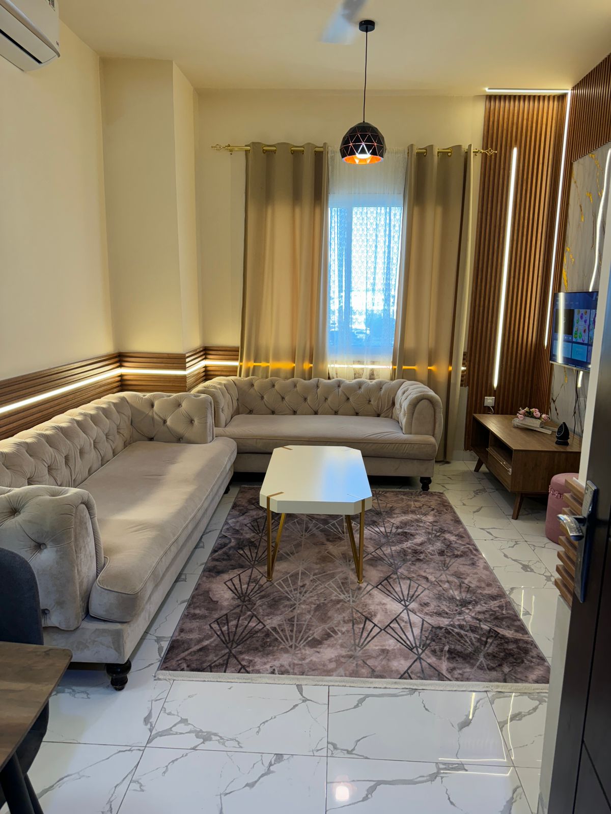 LUXURY FULLY FURNISHED 1 BHK 900 sqft FOR RENT IN AL JURF.