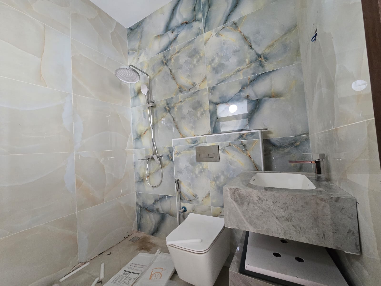The Ready Luxurious Design villa for sale in Al Hellio 2 near main dividing road Al Zahya & Al Hellio 2