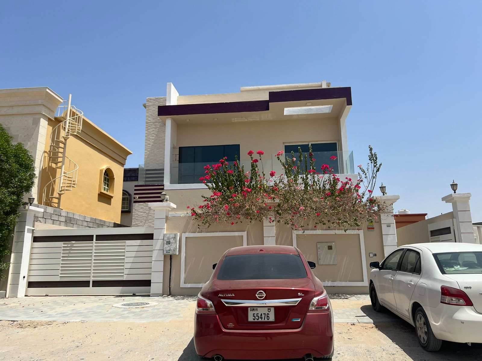 The luxury Executive Villa Ready for rent in (Rawda 1) 4500sqft.