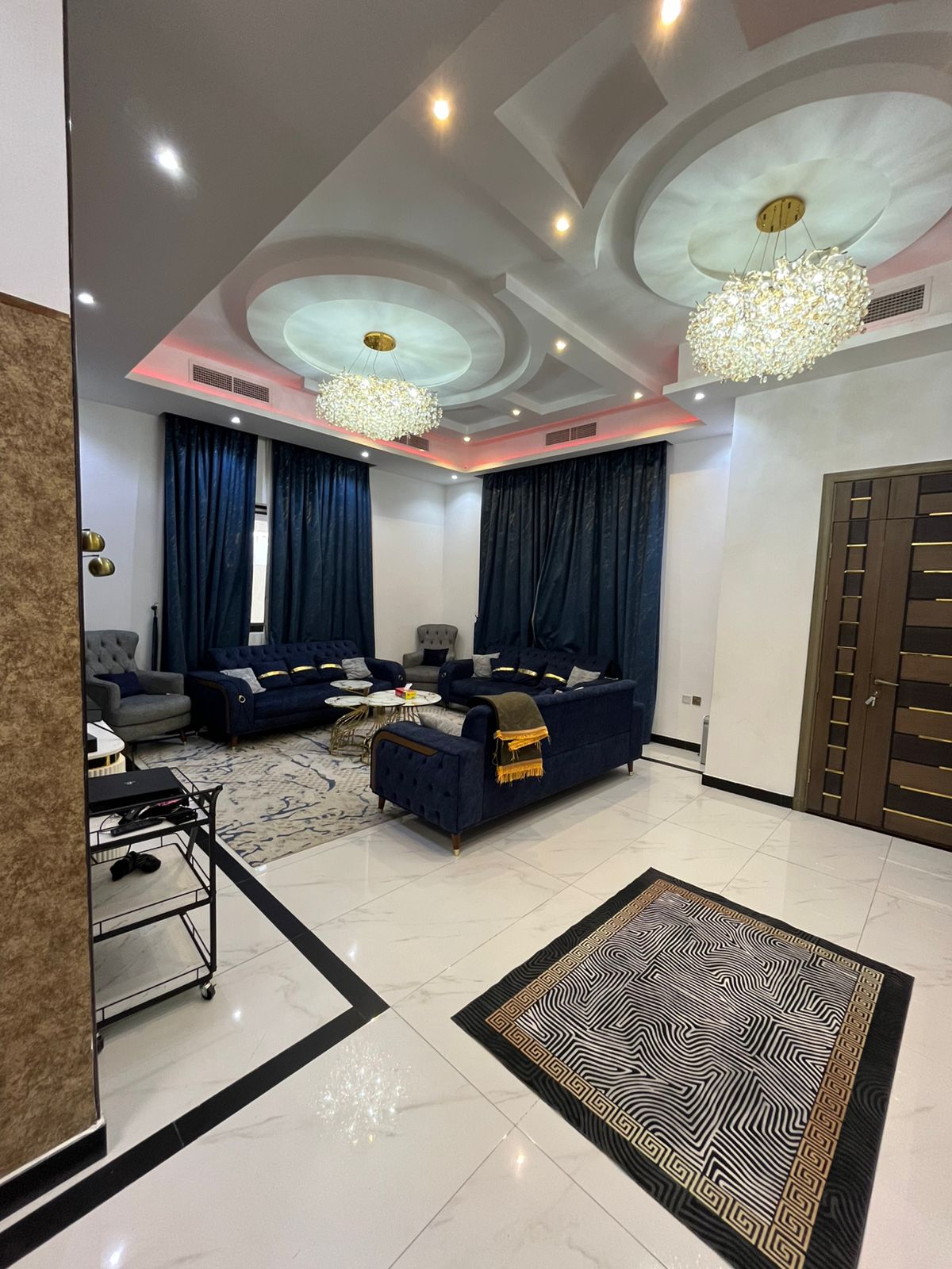 The Luxurious Design Furnished villa ready for rent in Al Aalia Ajman