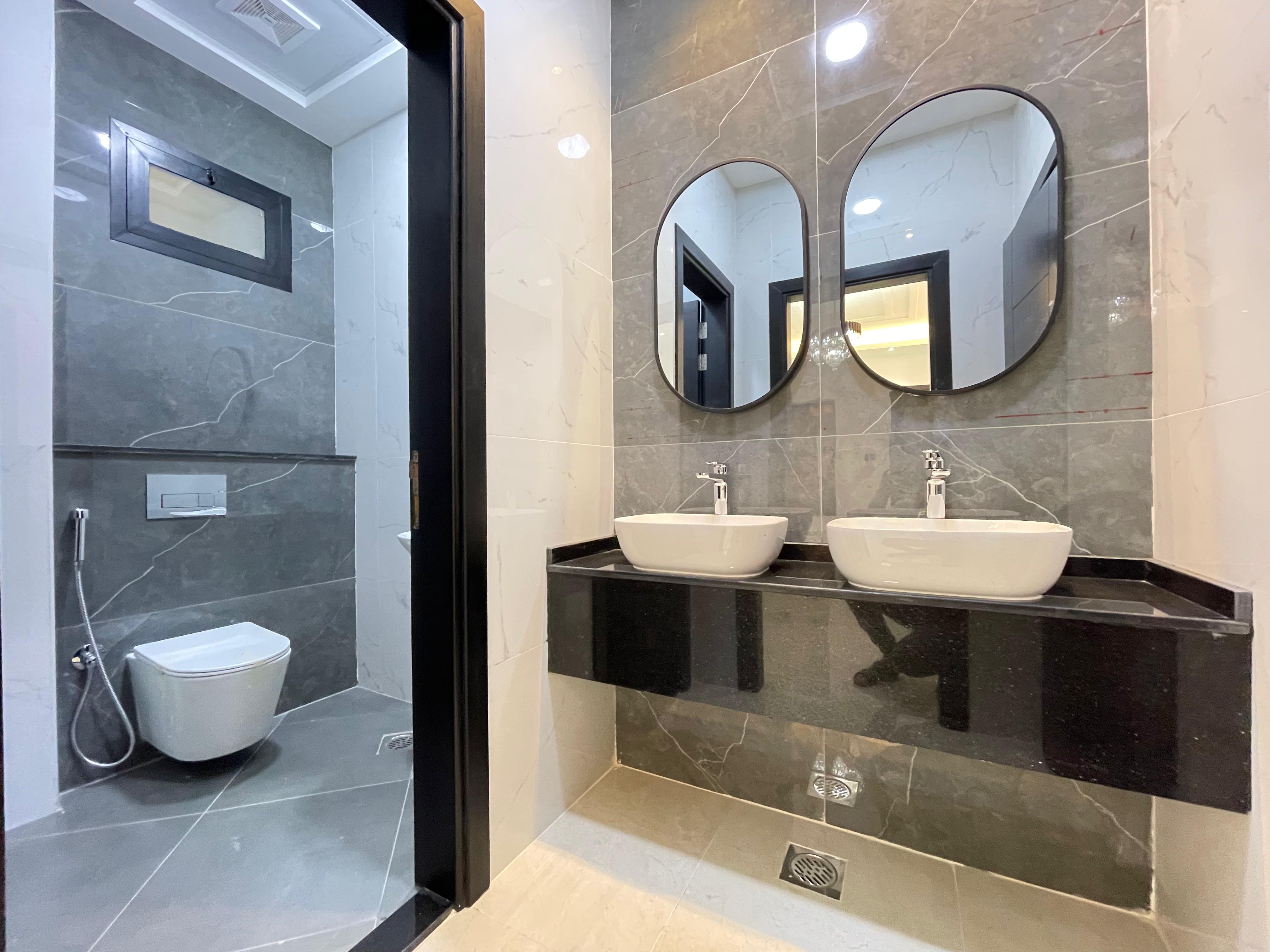Al Hellio 2, Prime Location Residential luxury executive ready villa for sale in Attractive price