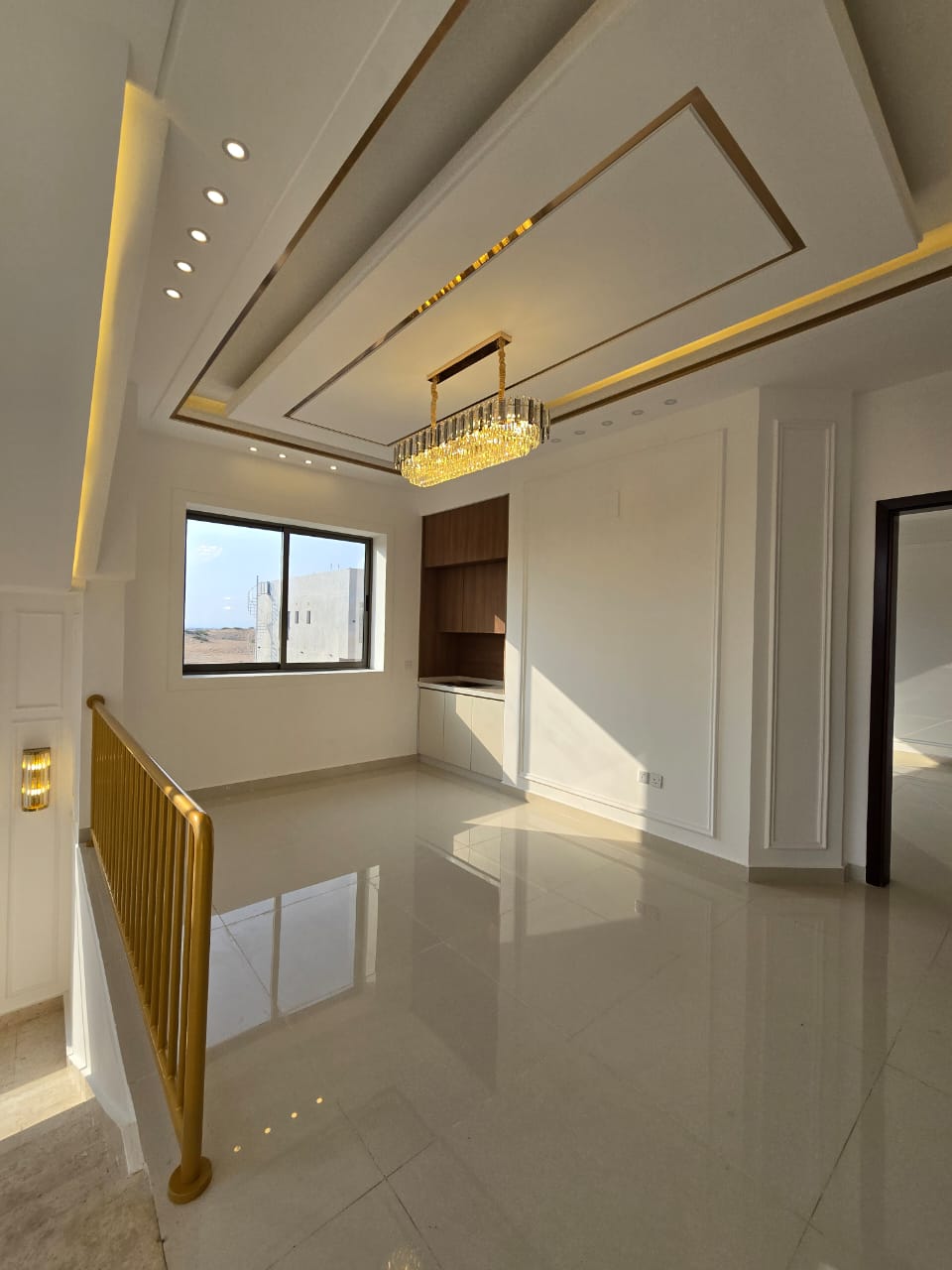 The Royal Looks Very Executive Prime location near by main road Luxury Design villa for sale in Al Hellio 2 Ajman.