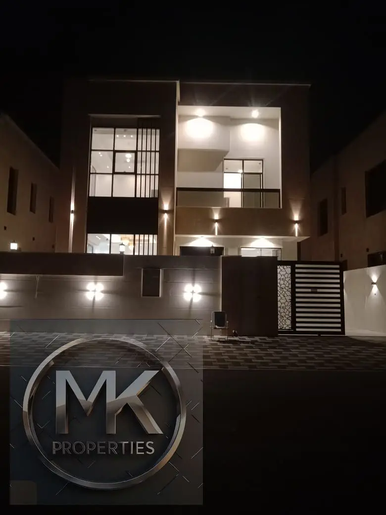 Al Yasmeen 12 Ready Luxurious Design Villas for sale near main road and Park very best location in town in attractive price.