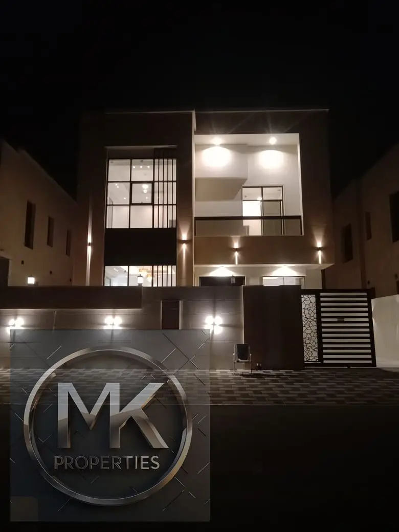 Al Yasmeen 12 Ready Luxurious Design Villas for sale near main road and Park very best location in town in attractive price.