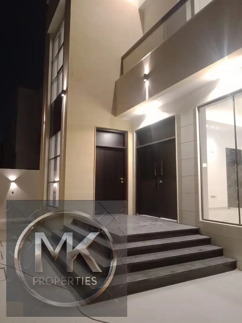 Al Yasmeen 12 Ready Luxurious Design Villas for sale near main road and Park very best location in town in attractive price.