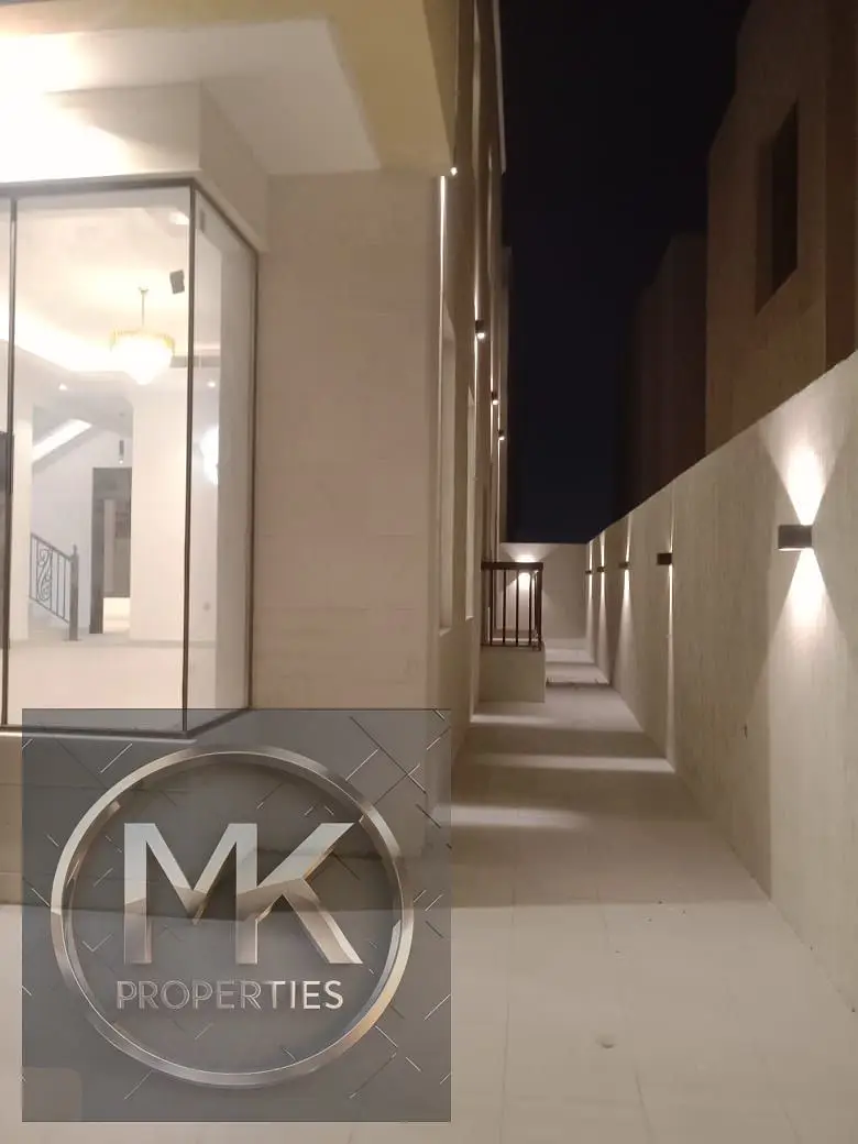 Al Yasmeen 12 Ready Luxurious Design Villas for sale near main road and Park very best location in town in attractive price.