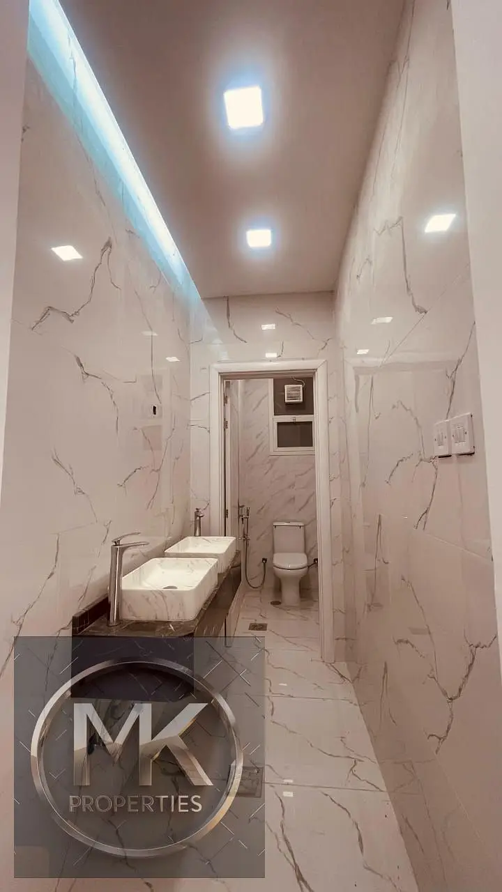 Al Zahya Ajman 3 Luxurious Design Villas ready for sale in a very attractive price 1.45M.