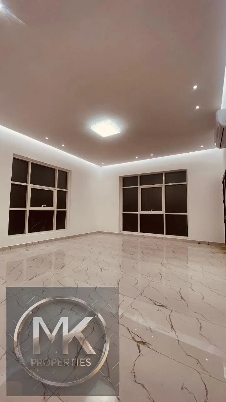 Al Zahya Ajman 3 Luxurious Design Villas ready for sale in a very attractive price 1.45M.