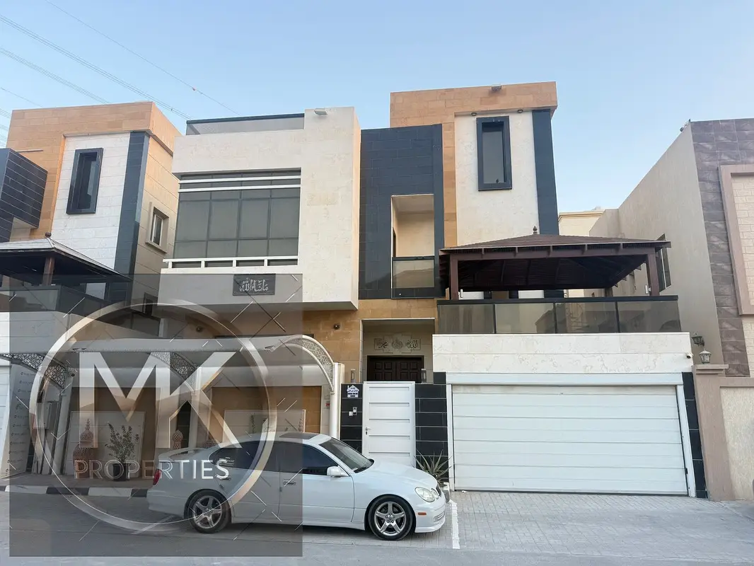 IN Al Hellio near main road Luxury Design villa ready for sale .