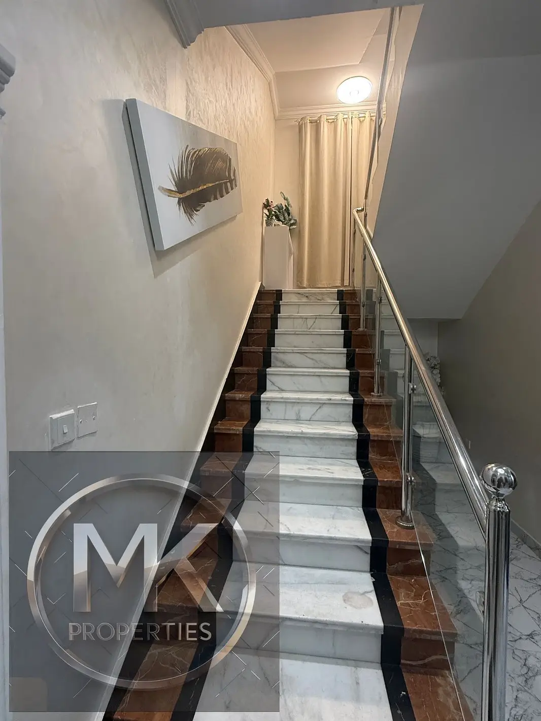 IN Al Hellio near main road Luxury Design villa ready for sale .
