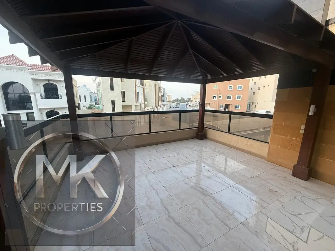 IN Al Hellio near main road Luxury Design villa ready for sale .