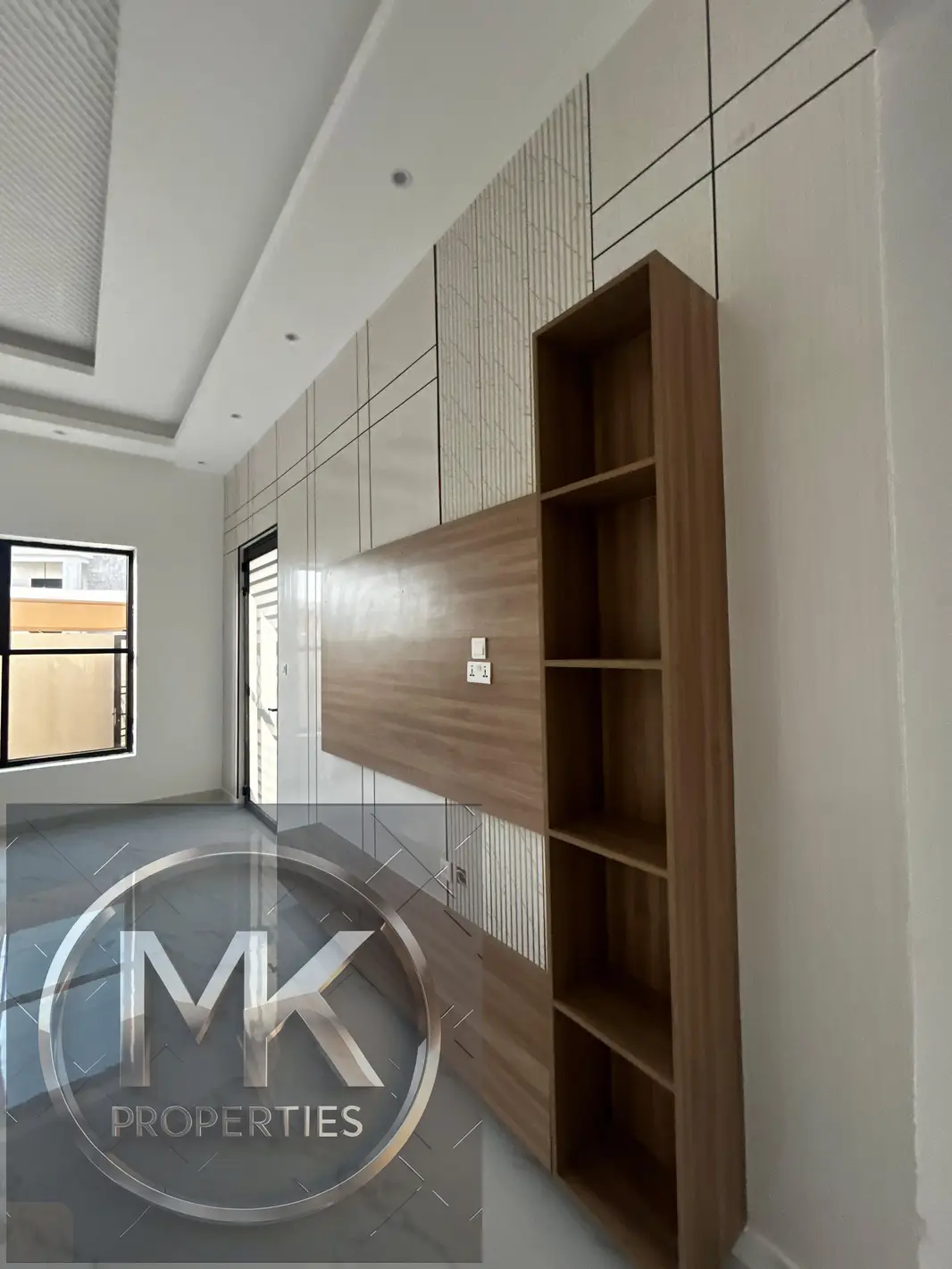 Ready Luxurious Villas For Sale in Al Zahya Ajman Land Area: 3,018 SQFT