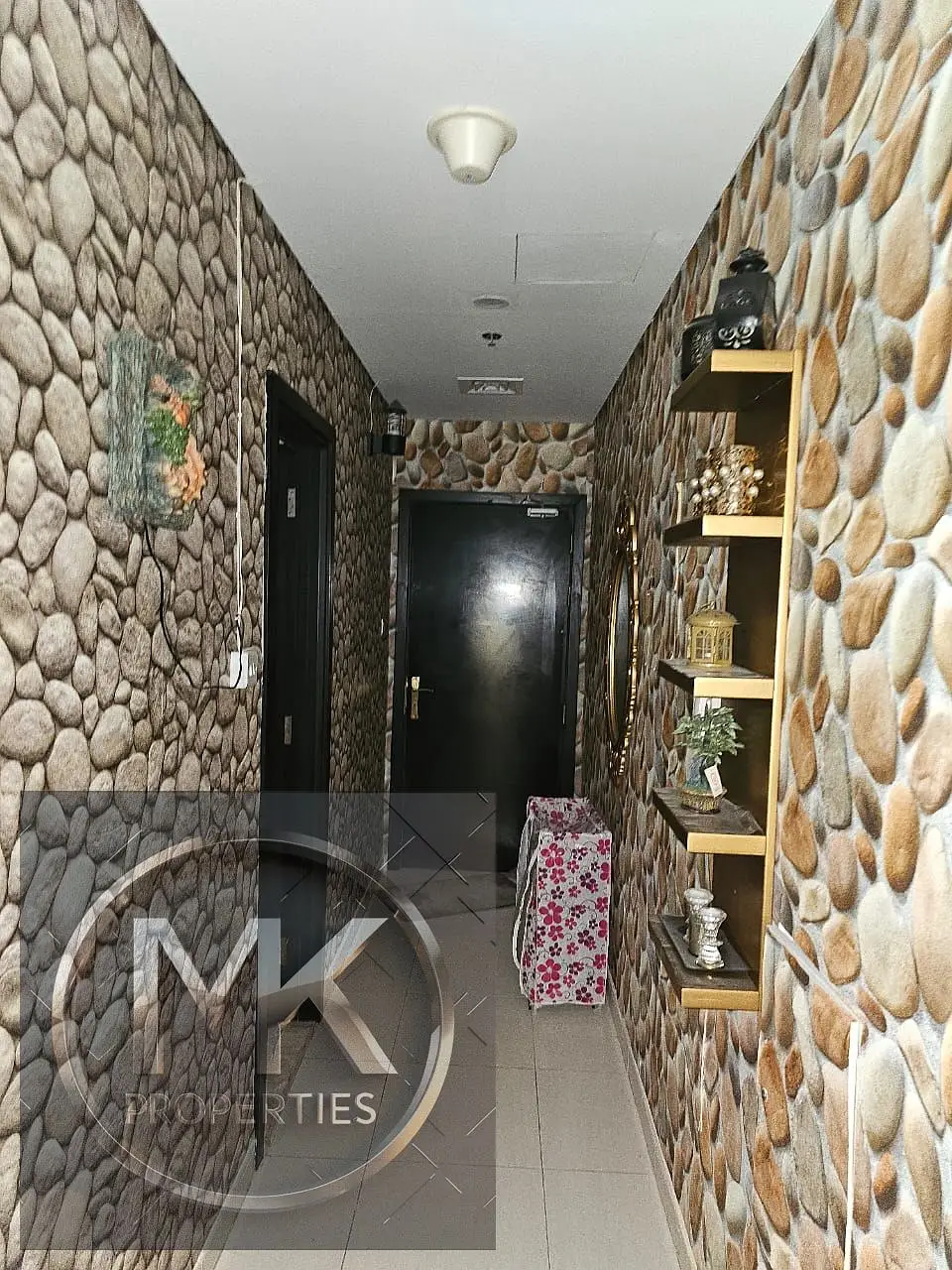 FURNISHED 1 BHK FOR SALE IN LILIES TOWER 1100 SQFT .