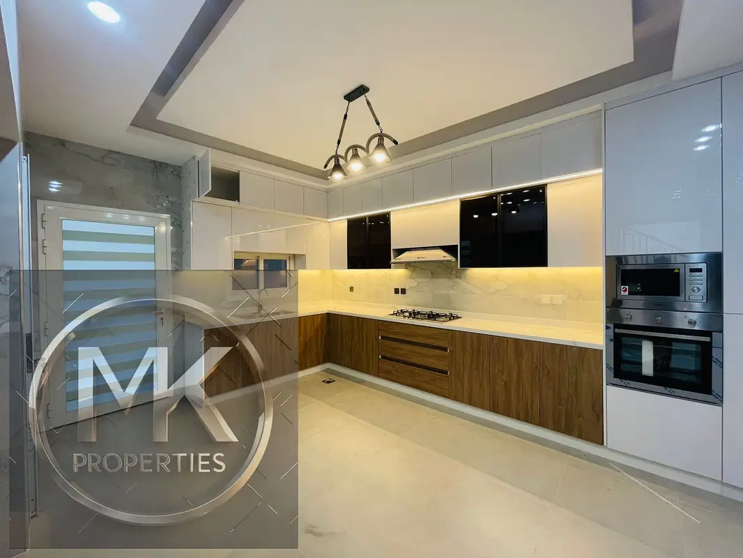 The Prime Location Ready Luxurious Design Villa sale in Al Aamra Ajman in very attractive price 1.7M.
