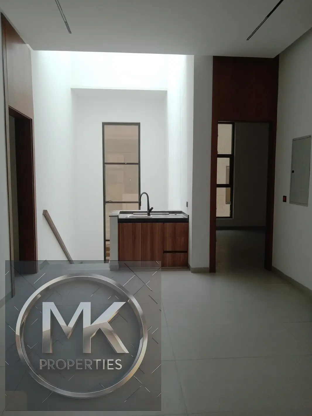 The Best Prime Location ready to move in Executive royal design Villa for sale in Al Yasmeen Ajman.