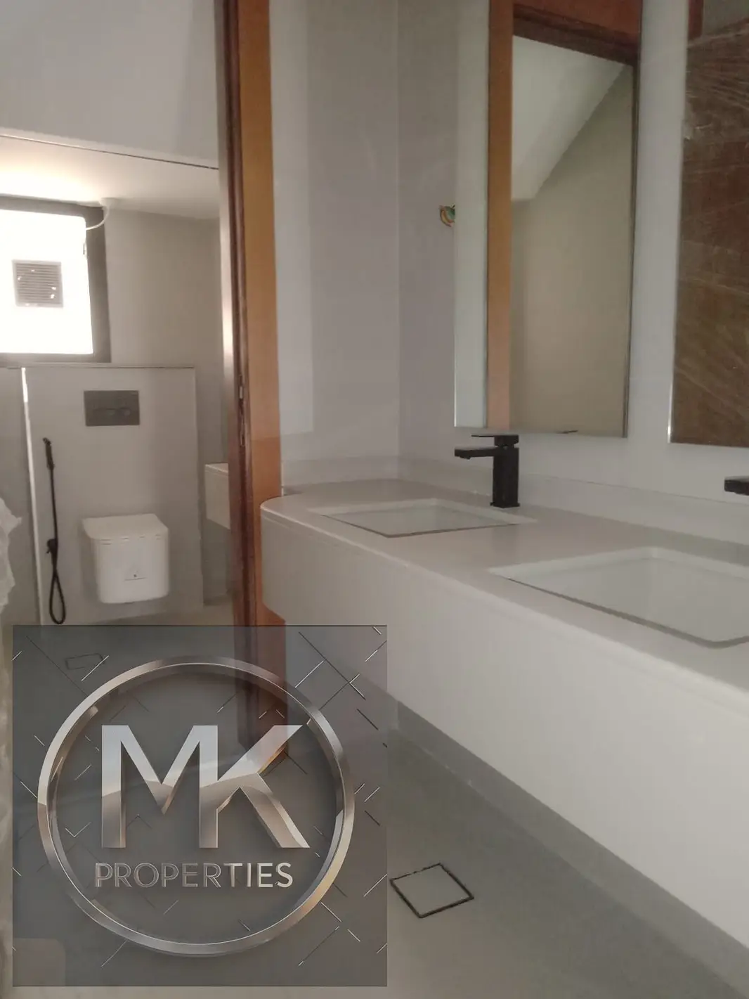 The Best Prime Location ready to move in Executive royal design Villa for sale in Al Yasmeen Ajman.