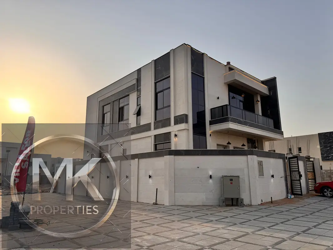 The Best Prime location in Al Hellio 2 Center Main road face 2 side corner villa available for sale