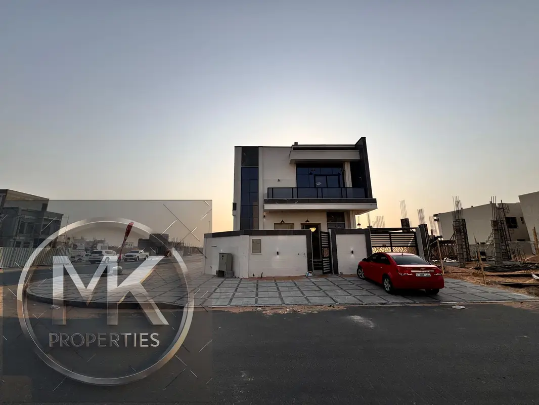 The Best Prime location in Al Hellio 2 Center Main road face 2 side corner villa available for sale