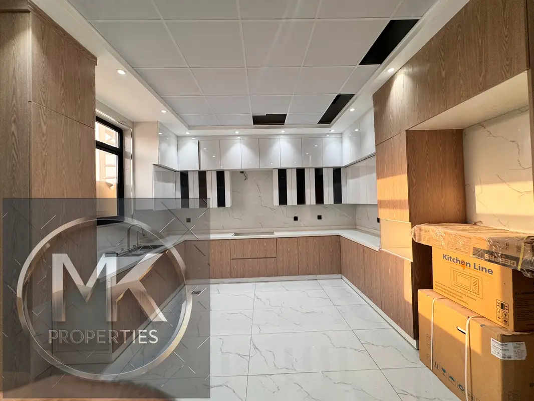 The Best Prime location in Al Hellio 2 Center Main road face 2 side corner villa available for sale