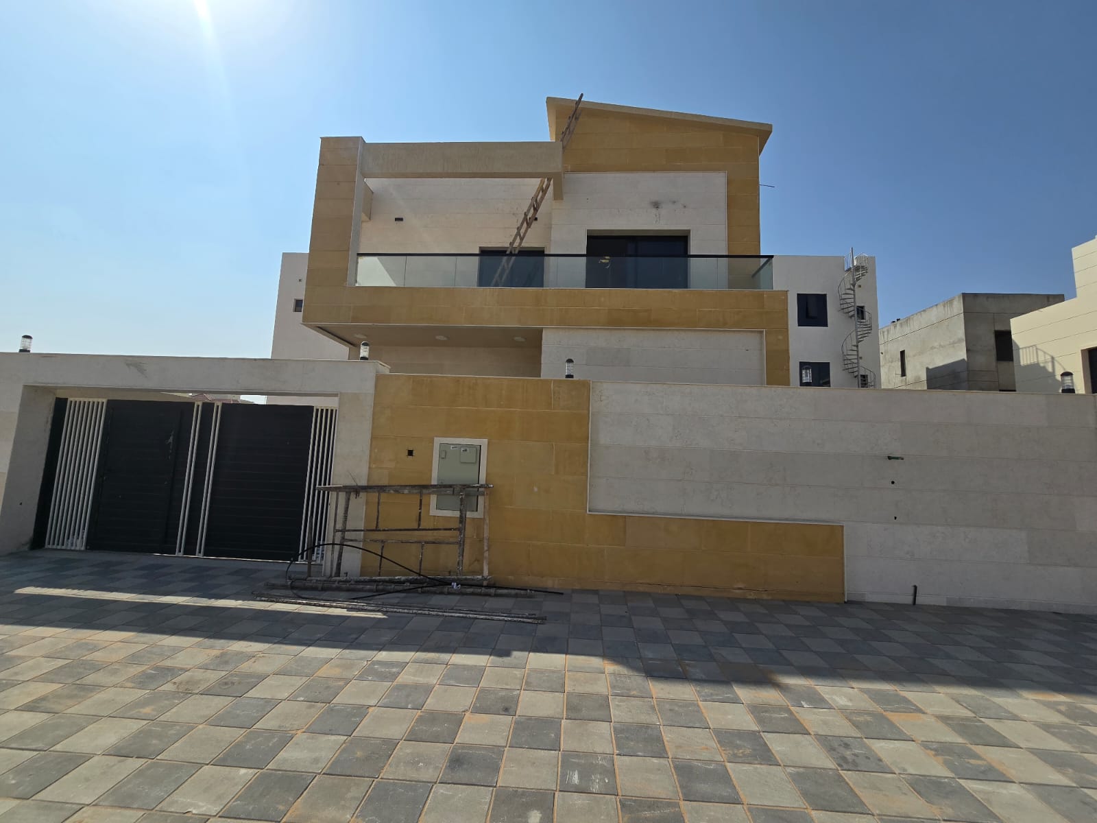 The Ready Luxurious Design villa for sale in Al Hellio 2 near main dividing road Al Zahya & Al Hellio 2