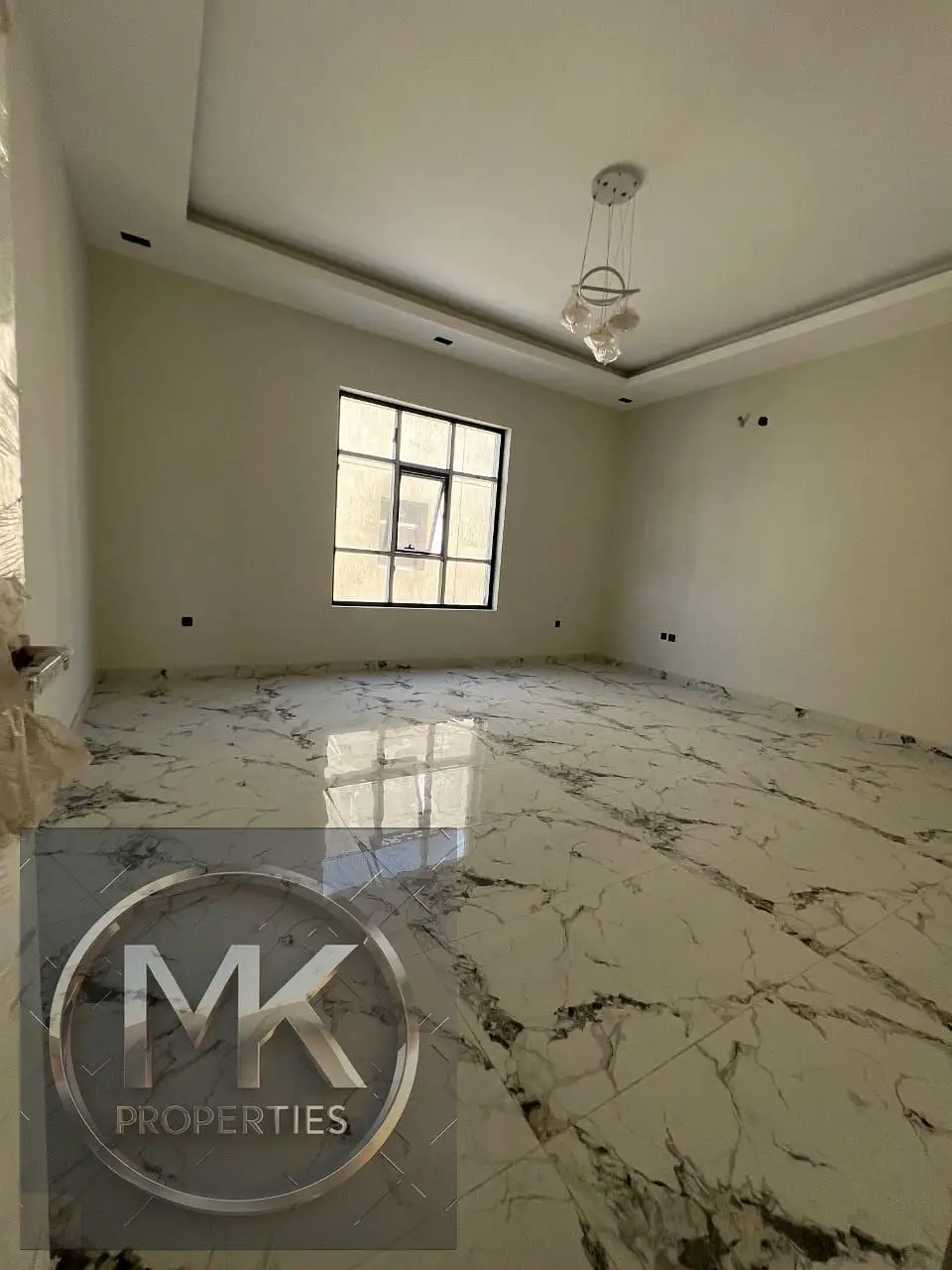 The Brilliant Royal Desing Main Rode facing Townhouse FOR SALE IN AL ZAHYA AJAMN