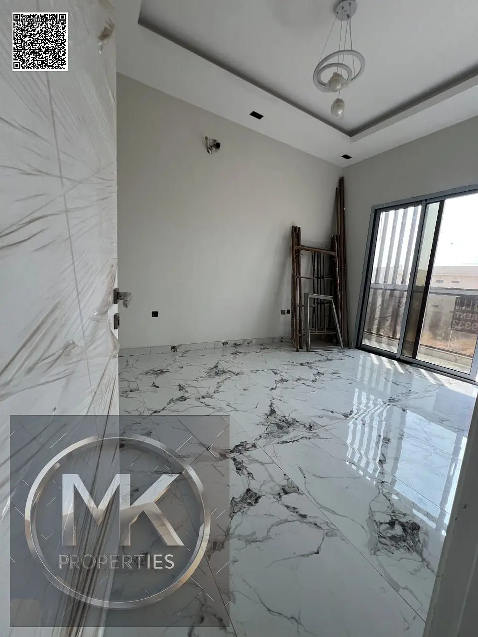 The Brilliant Royal Desing Main Rode facing Townhouse FOR SALE IN AL ZAHYA AJAMN