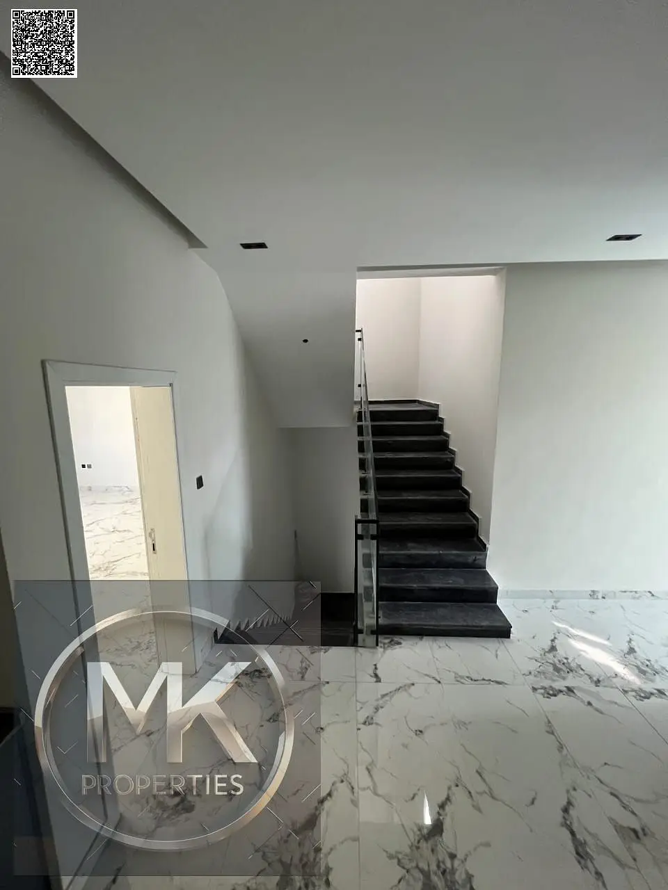 The Brilliant Royal Desing Main Rode facing Townhouse FOR SALE IN AL ZAHYA AJAMN
