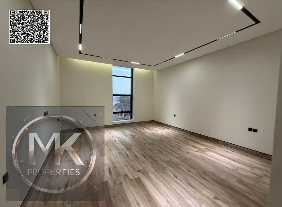 Luxury Villa for Sale in Al Alia – Modern Design & Prime Location Elegant stone façade Modern entrance