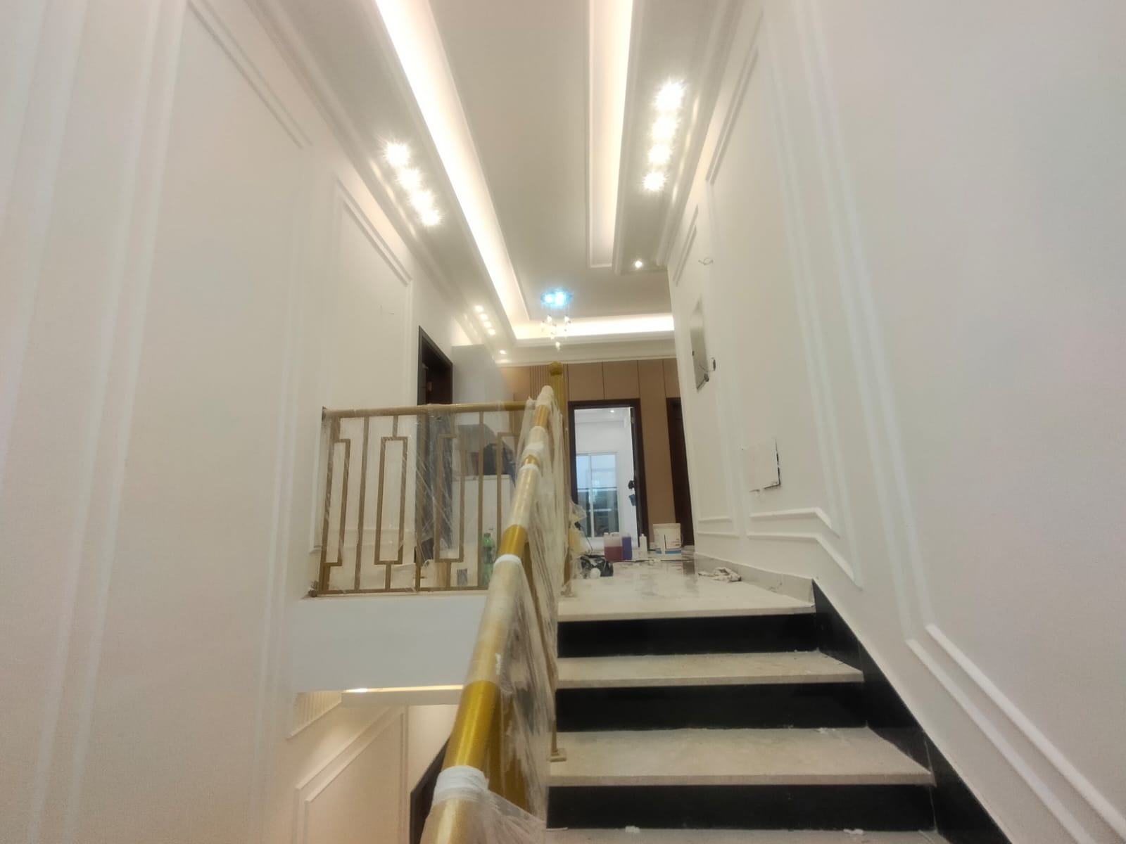LUXURIOUS DISING VILLA IN AL RAWADA ( 2 ) RAEDY FOR SALE IN THE BEST LOCATION