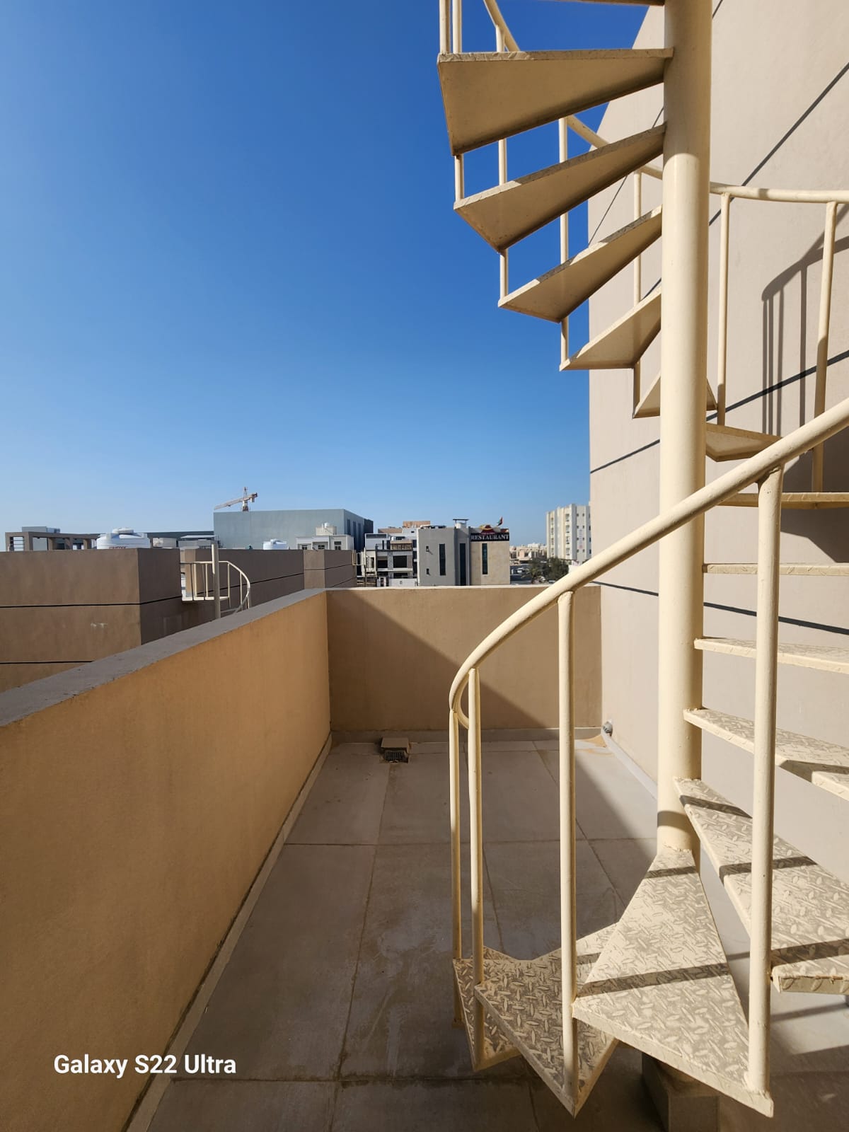 Talae 2 Ajman for rent Commercial building on main road facing in Talah 2 Ajman a very prime location near main road.