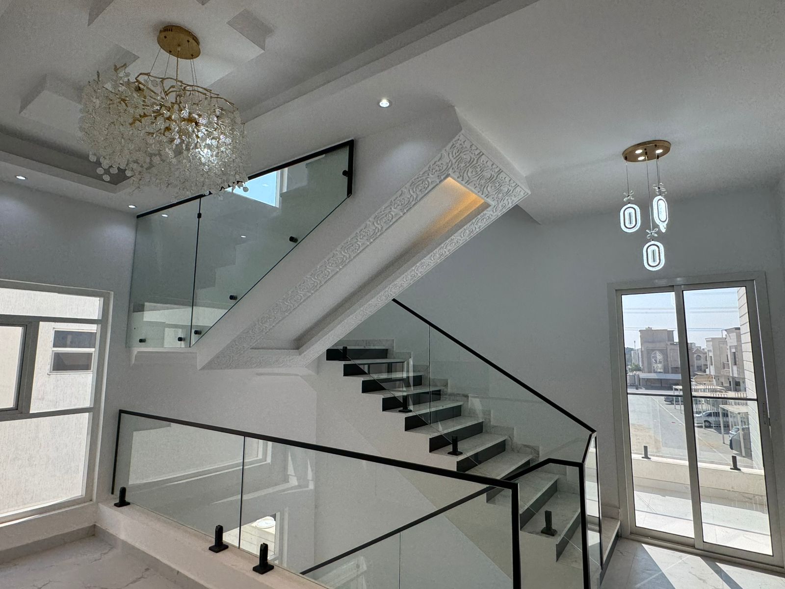 A brand new luxury villa ready for rent in Al Yasmeen