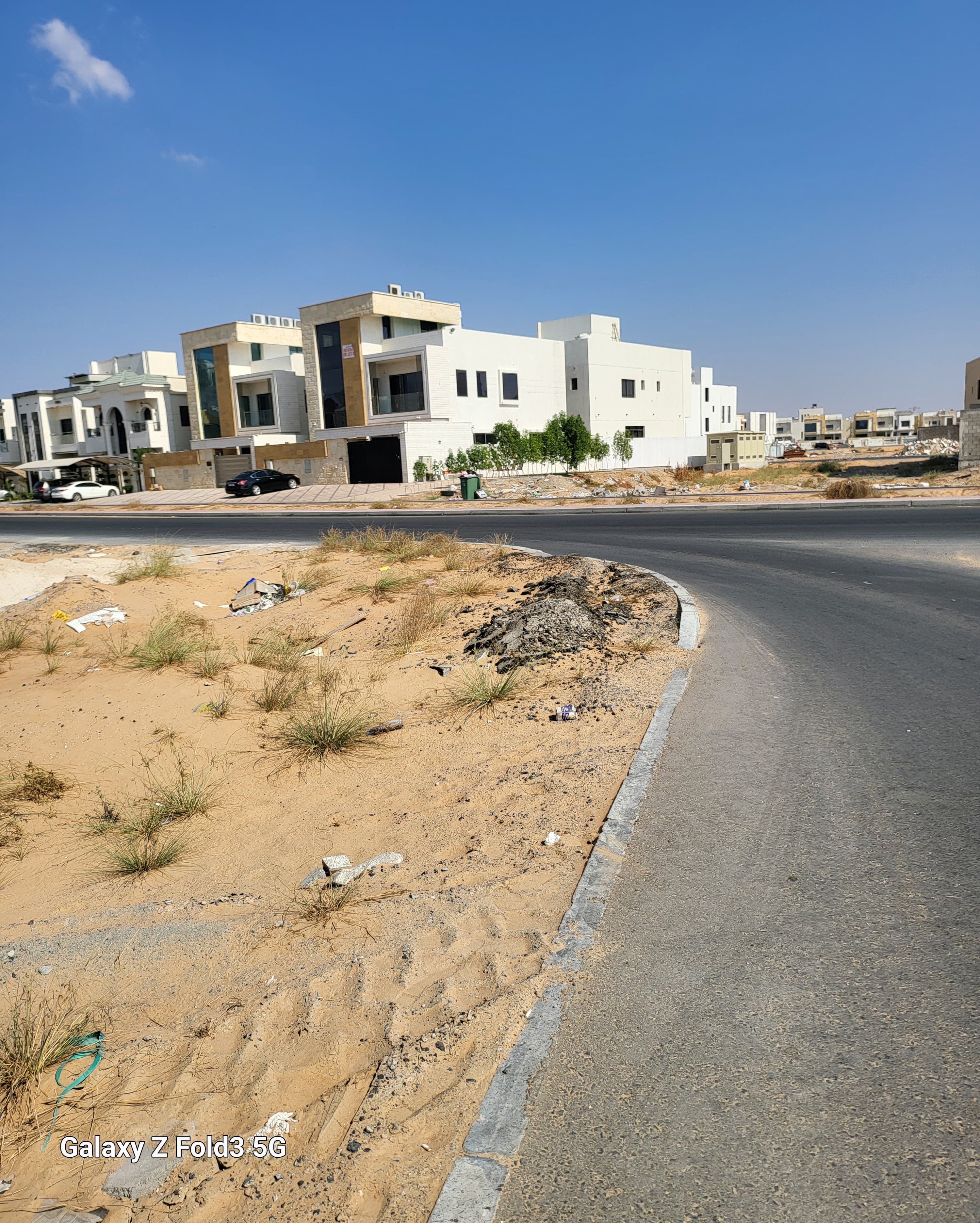 Great Invesment Opportunity Prime Located Town House Plots for sale al Yasmeen ( No Transfer fess)