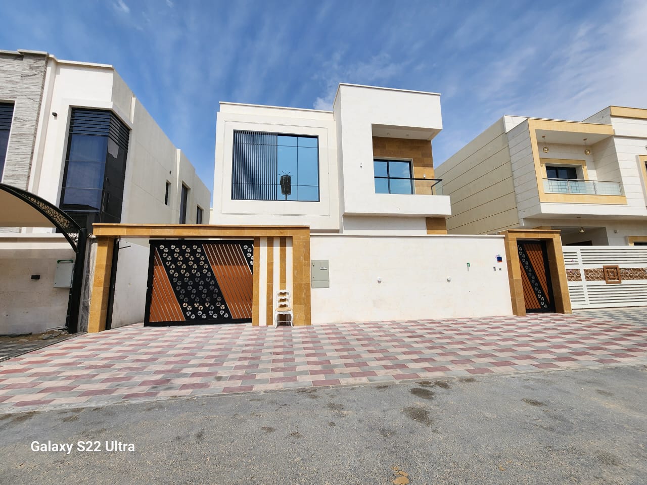 IN Al Yasmeen Luxurious Design Villa for sale with Swimming pool