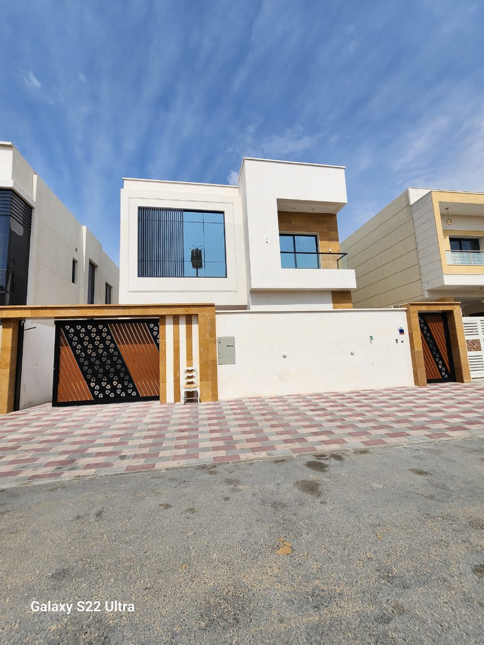 IN Al Yasmeen Luxurious Design Villa for sale with Swimming pool