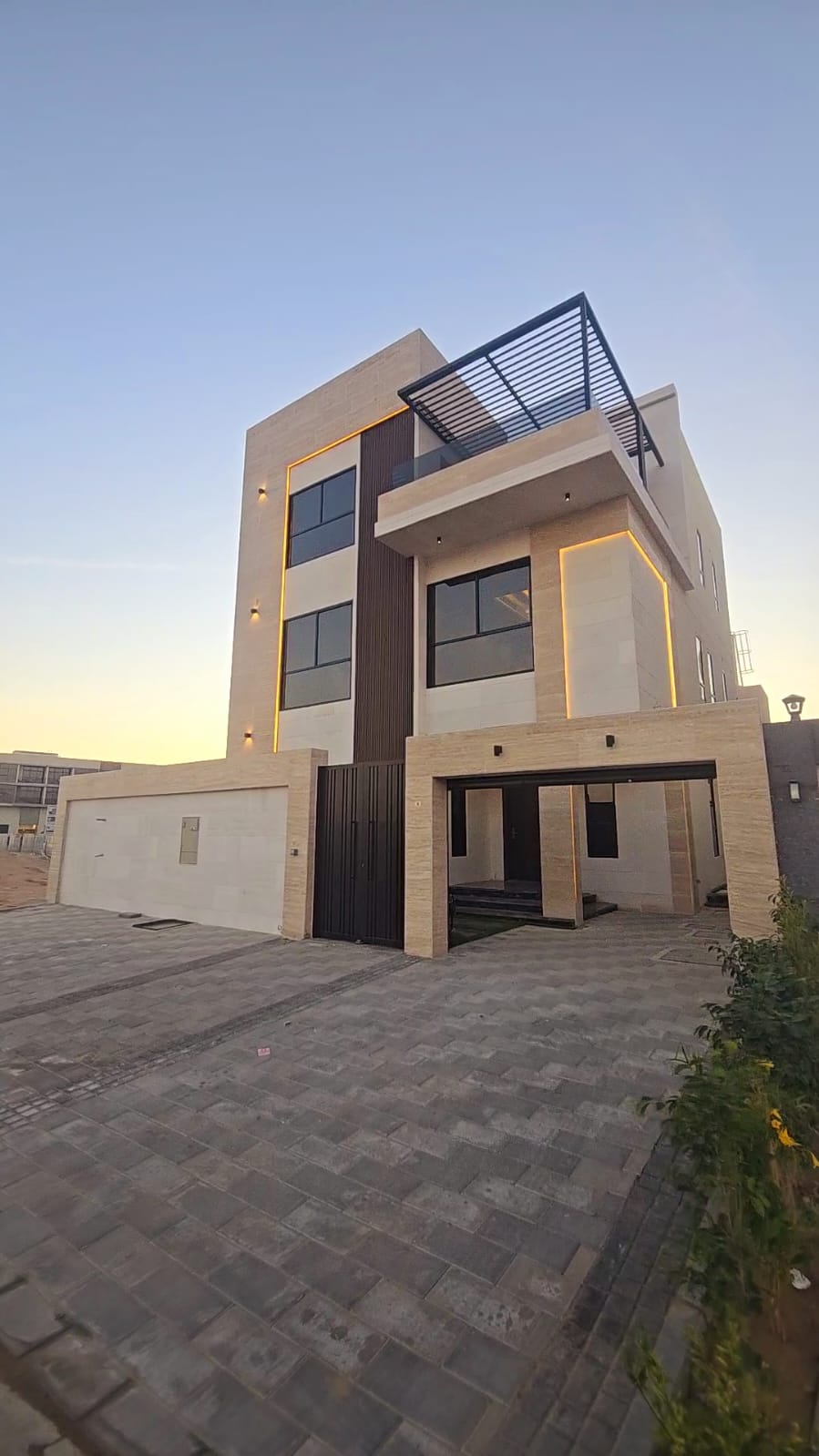 For sale: Brand new 3-storey 6 masterbed villa with super deluxe finishing 🏡 in Helio2- Ajman.