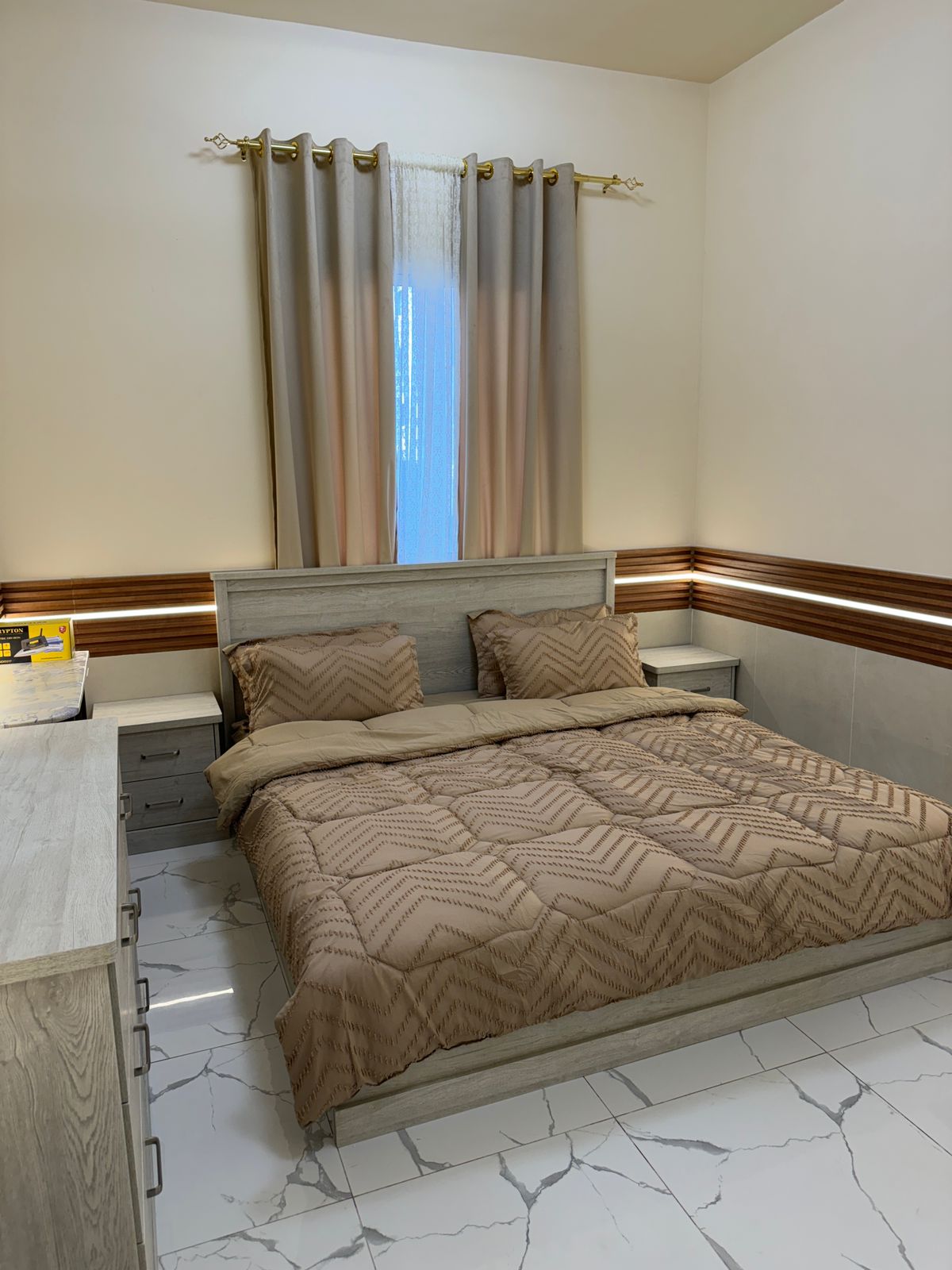 LUXURY FULLY FURNISHED 1 BHK 900 sqft FOR RENT IN AL JURF.
