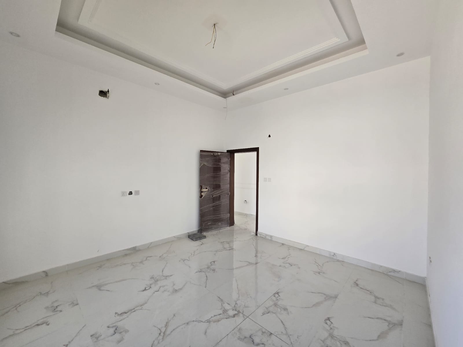 The Ready Luxurious Design villa for sale in Al Hellio 2 near main dividing road Al Zahya & Al Hellio 2
