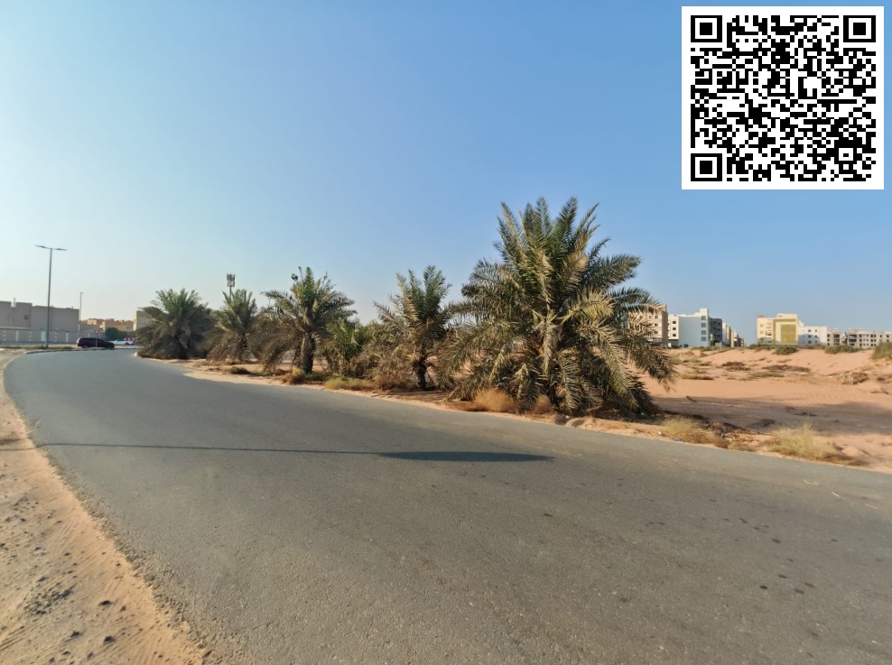 Corner Plot Commercial / Residential Size: 15,526 Sqft Permission: G+23.